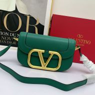 Valentino Garavani Large Supervee Shoulder Bag In Calfskin Green