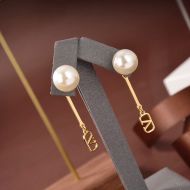 Valentino Garavani VLogo Signature Resin Earrings In Gold