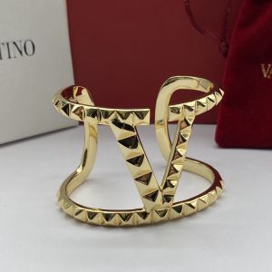 Valentino Large VLogo Signature Bracelet In Metal with No Limit Studs Gold