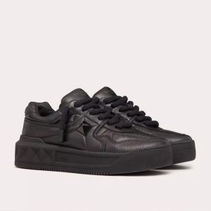 Valentino One Stud XL Low-Top Sneakers Unisex Nappa Leather Black