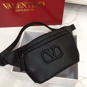 Valentino Garavani Small VLogo Belt Bag In Grainy Calfskin Black