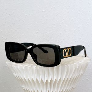 Valentino VA4108 Rectangular Sunglasses Acetate Frame With VLogo Stud Black