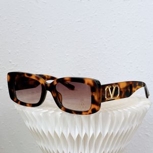 Valentino VA4108 Rectangular Sunglasses Acetate Frame With VLogo Stud Brown