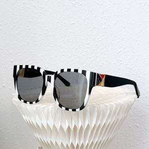 Valentino VA4111 Squared Sunglasses Acetate Frame with Roman Stud Black/White