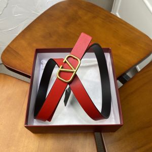 Valentino Garavani VLogo Signature Reversible Belt In Calfskin Red